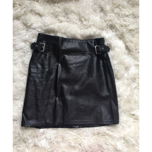 Highwaisted Faux Leather Mini Skirt - Picture 1 of 3